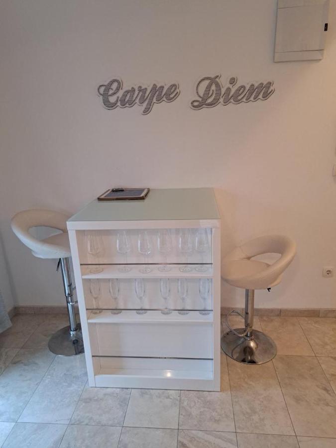 Apartman Lozancic Vir Exterior foto